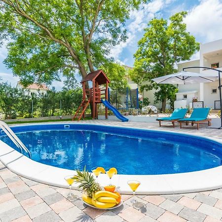 Apartments Marina ビビニェ エクステリア 写真