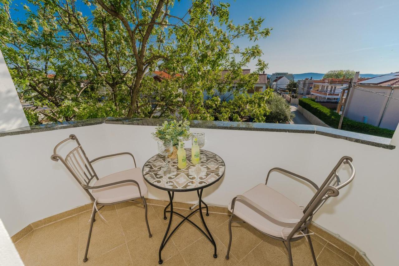 Apartments Marina ビビニェ エクステリア 写真