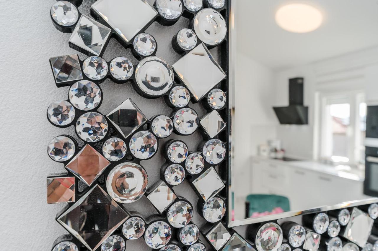 Apartments Marina ビビニェ エクステリア 写真